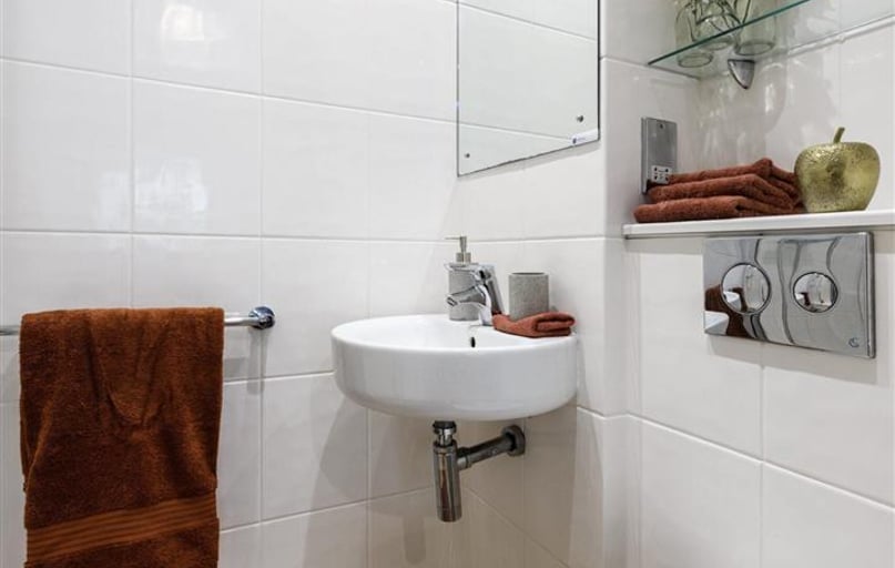 4 Dighton Street, Kingsdown, Bristol - Image 1